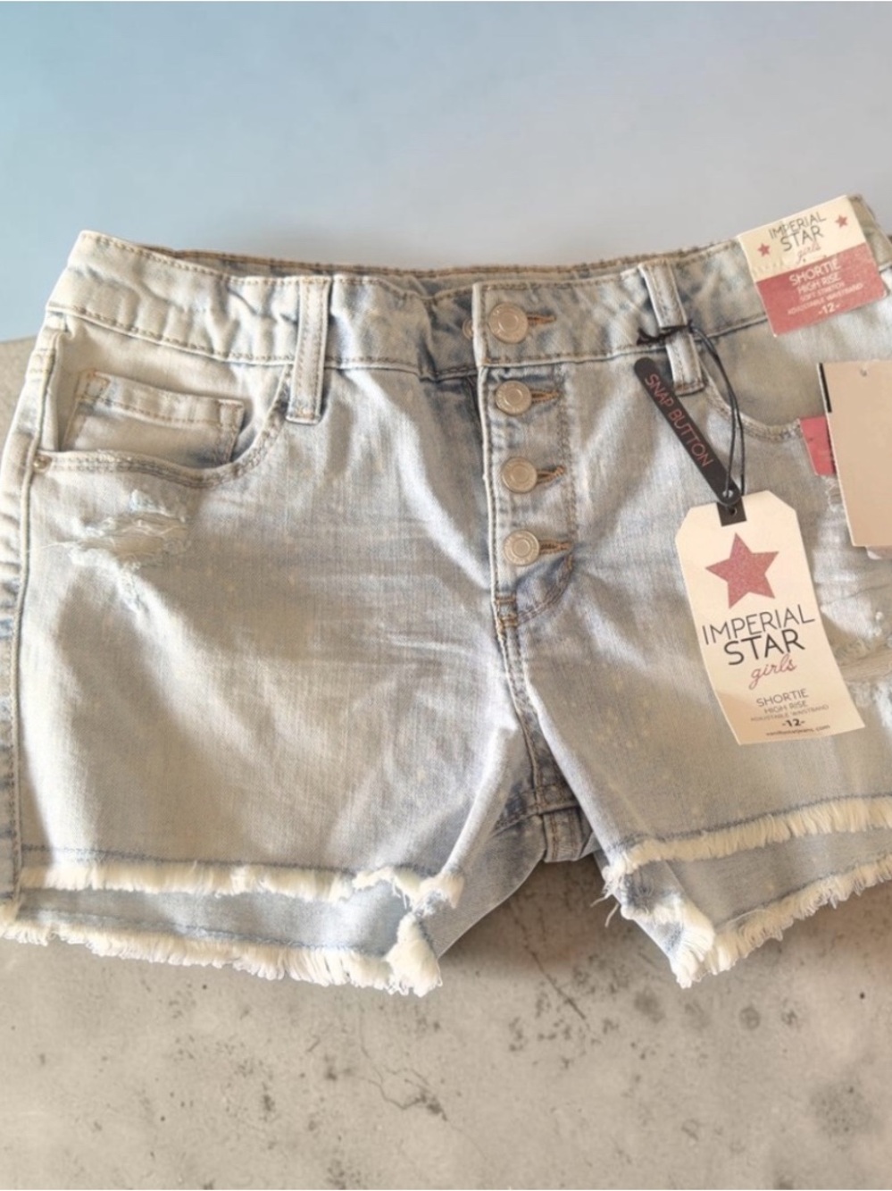 NWT Imperial Star Big Girls Frey Hem Splatter Denim Shorts Size 12
